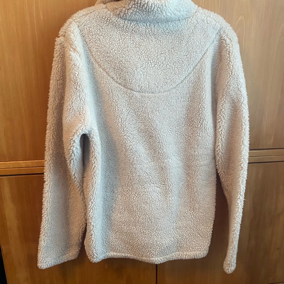 Fuzzy jacket - Picture 2 of 5